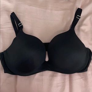 woman’s Victoria Secret bra